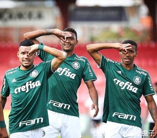 对手在进攻 对手在进攻