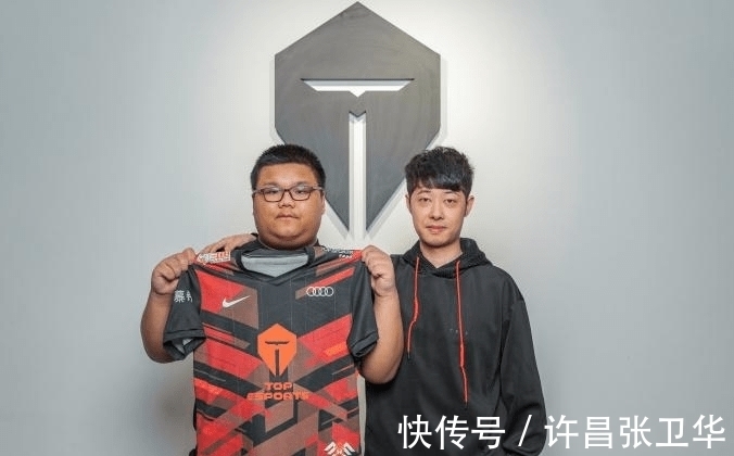 曝出一则新 曝出一则新